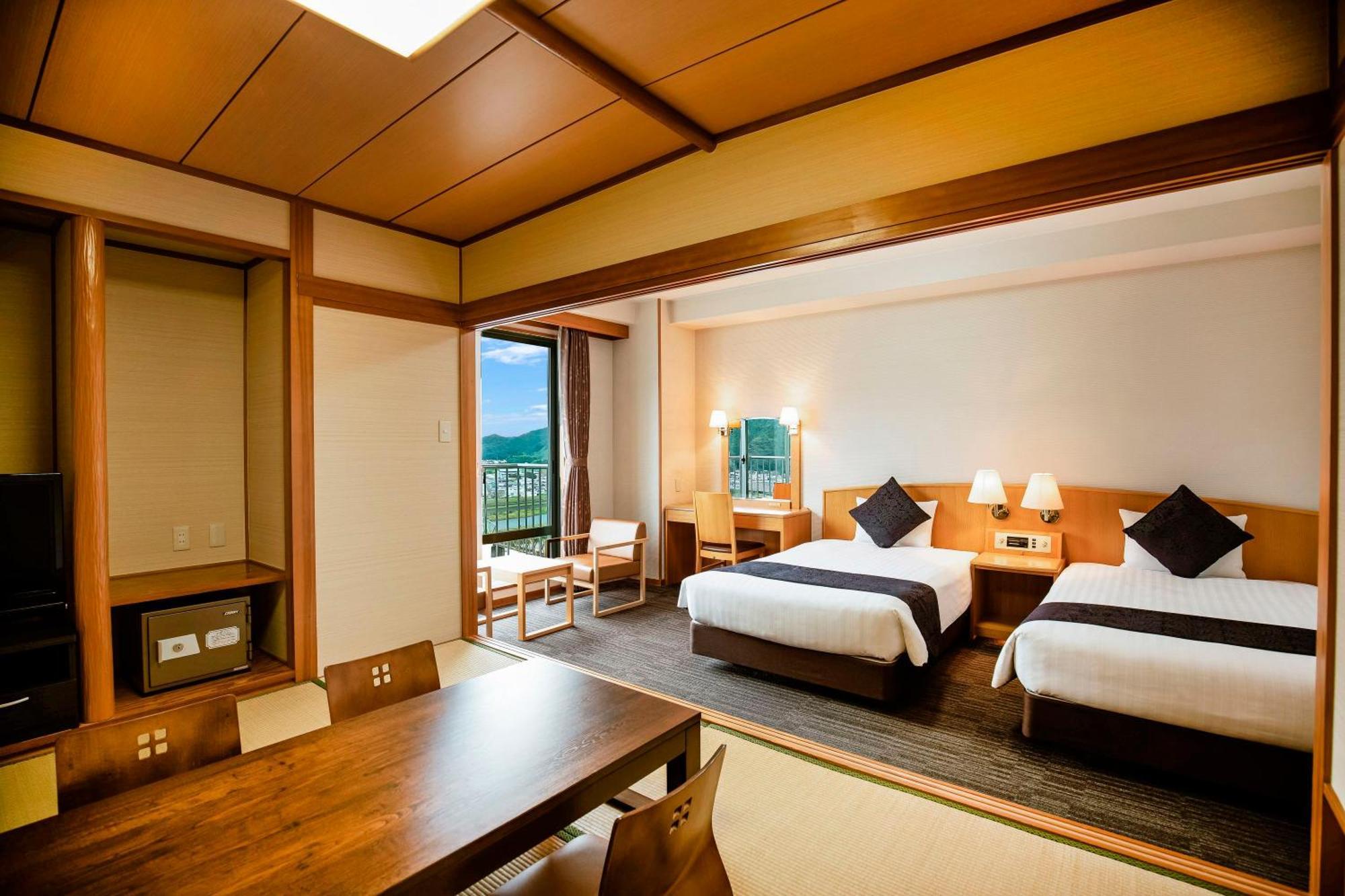 Kamenoi Hotel Kochi Ino Экстерьер фото