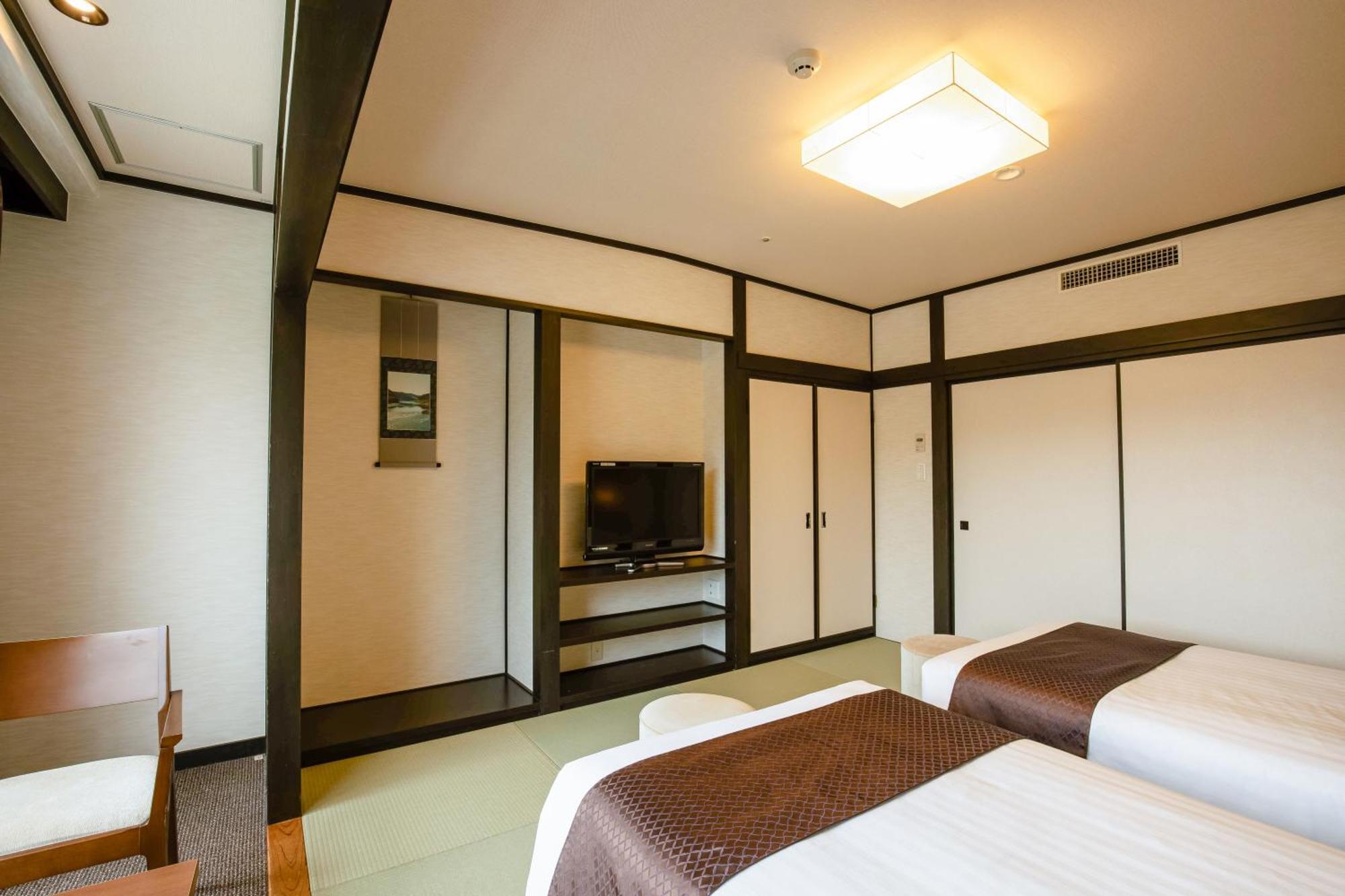 Kamenoi Hotel Kochi Ino Экстерьер фото